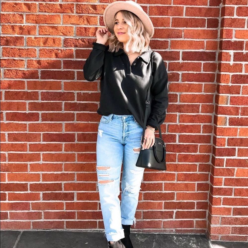 Cropped AE Henley top XS